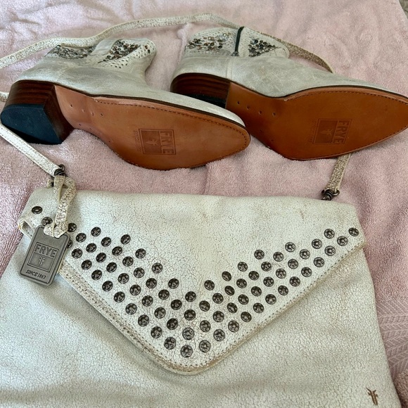 FRYE 2 BAGS and WOMEN's Size 11 Deborah Boots - Picture 3 of 7